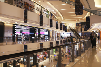 Dubai Mall: o maior shopping do mundo e o novo símbolo do consumo e do lazer em Dubai