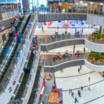 Faturamento dos shoppings brasileiros bate recorde de R$ 201 bilhões em 2025